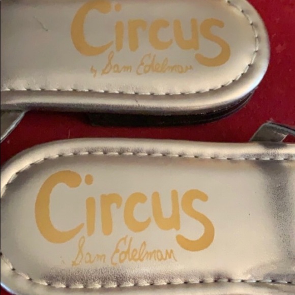 SANDALS - Picture 2 of 3